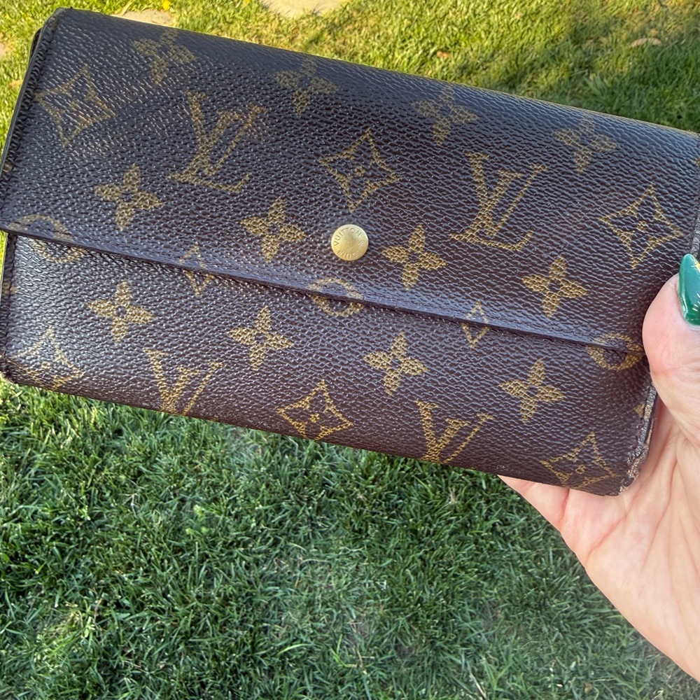 1999 Louis Vuitton Monogram Wallet in Brown